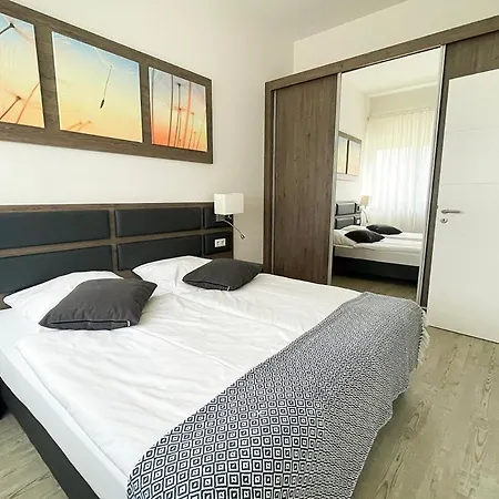 Prima Seetor Residenz شقة